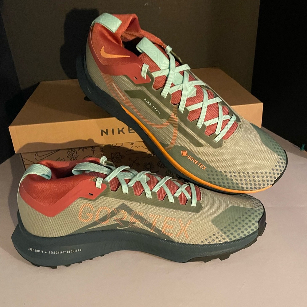 NWB Nike React Pegasus Trail 4 men’s shoes size 12.5